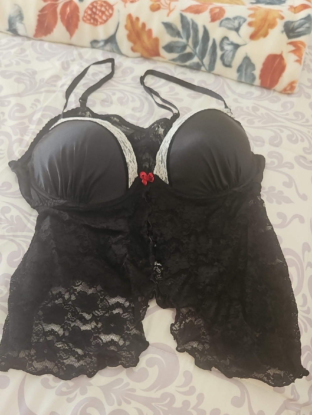 APT 9 Teddy  sexy feminine white black lace nice cups to push up bust. Shiny